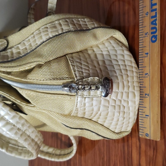 Kathy Van Zeeland Taupe Creamy Shoulder Bag Purse Crown Charm Satchel - Picture 5 of 17